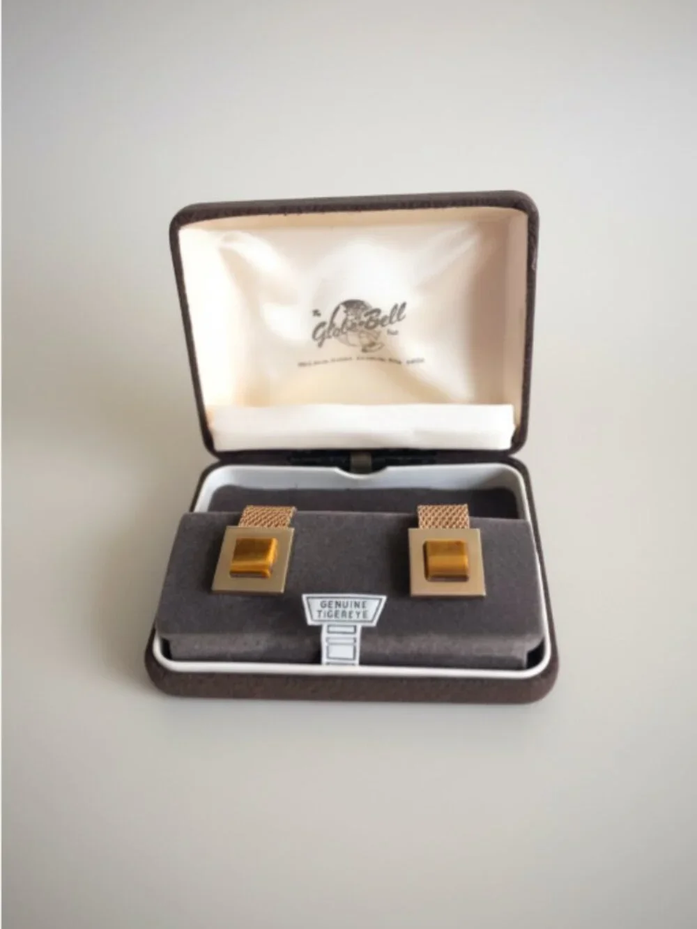 Vintage Swank Genuine Tiger Eye Gold Tone Mesh Wrap Around Cuff Links w Box